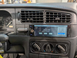 AMPIRE CPR60 – Das ultimative 1-DIN Radio für Young- und Oldtimer